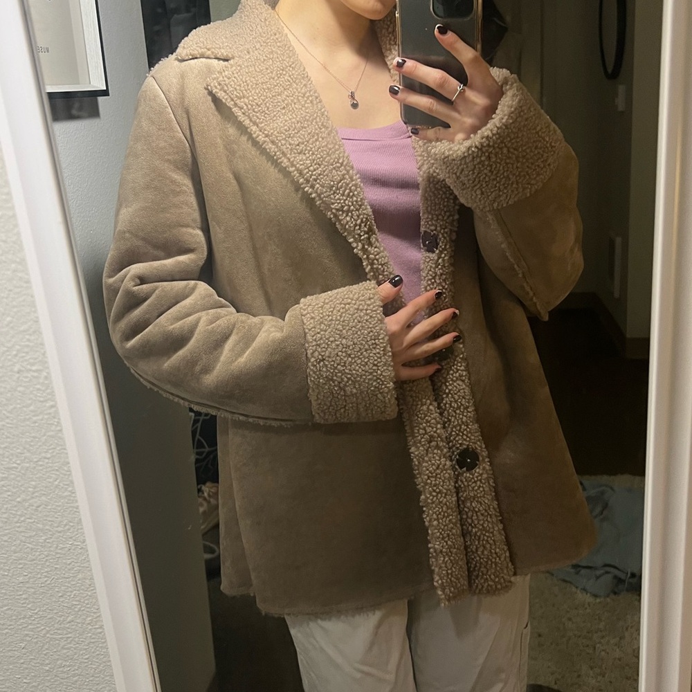 Brown jacket with shearling